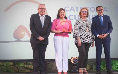 El Ayuntamiento recibe el Premio Cultura de Regiondigital.com en reconocimiento por el Año Jubilar Eulaliense
