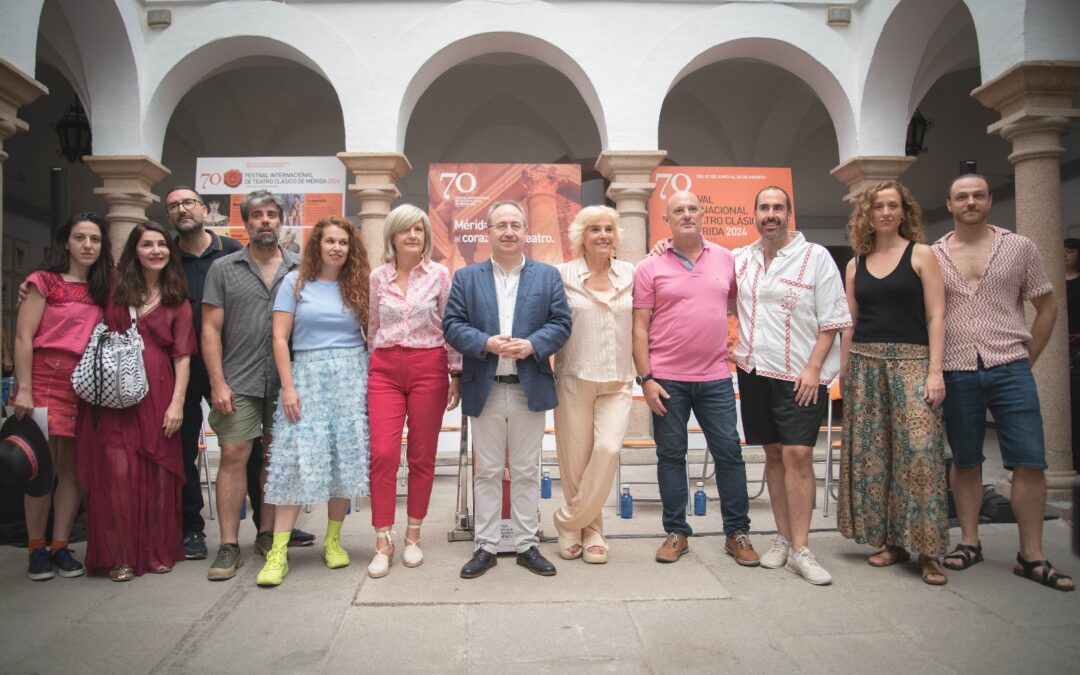 Fuster afirma en la presentación de la obra “Tiresias” que el Festival de Teatro de Mérida es el evento clásico ligado al teatro “más importante y poderoso” de España