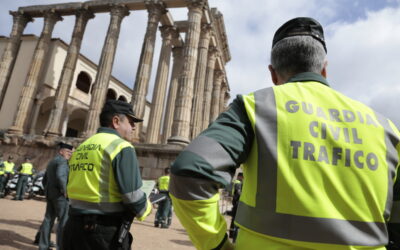 El alcalde anima a toda la ciudadanía a participar de forma activa en los actos que, con motivo de la Semana Institucional de la Guardia Civil, se celebran en Mérida la próxima semana