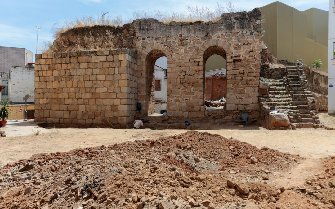 El Gobierno local destinará este año un millón de euros a la integración y conservación de los restos arqueológicos hallados en la plaza de la basílica de Santa Eulalia, las Concepcionistas y la Torre Albarrana