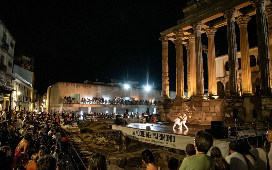 La Noche del Patrimonio congregó a más de 15.000 personas en los monumentos de la ciudad y en su treintena de actividades para todos los públicos