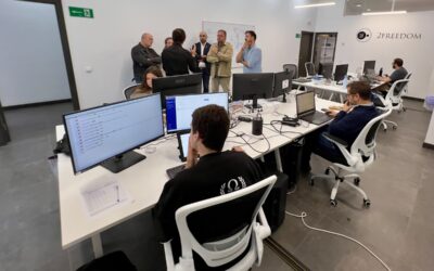 El Alcalde visita la empresa tecnológica 2Freedom que diseña y fabrica desde Mérida soluciones avanzadas de escaneo 3D