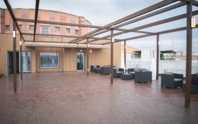 El Alcalde inaugura la nueva terraza del Centro Cultural Alcazaba, nuevo espacio para el networking y las actividades culturales y sociales de la ciudad