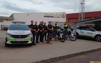 Parte hacia Valencia el primer grupo de agentes de la Policía Local de Mérida, dentro de la acción coordinada por Diputación de Badajoz para realizar labores de búsqueda de personas