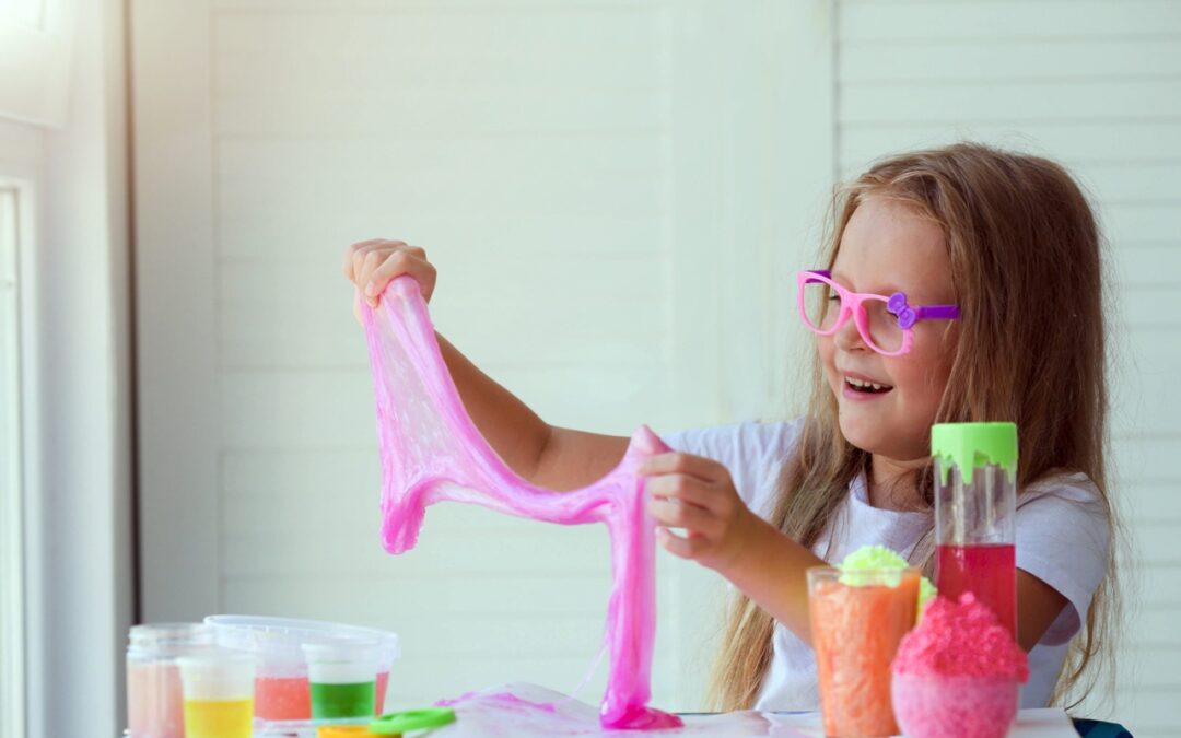 El Centro de Ocio Joven El Economato acoge el sábado un taller de Slime y un Torneo de Air Hockey