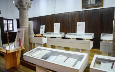 La sede de la Junta de Cofradías acoge una exposición del Archivo Histórico sobre la relación del Ayuntamiento con Santa Eulalia entre los siglos XVI y XIX