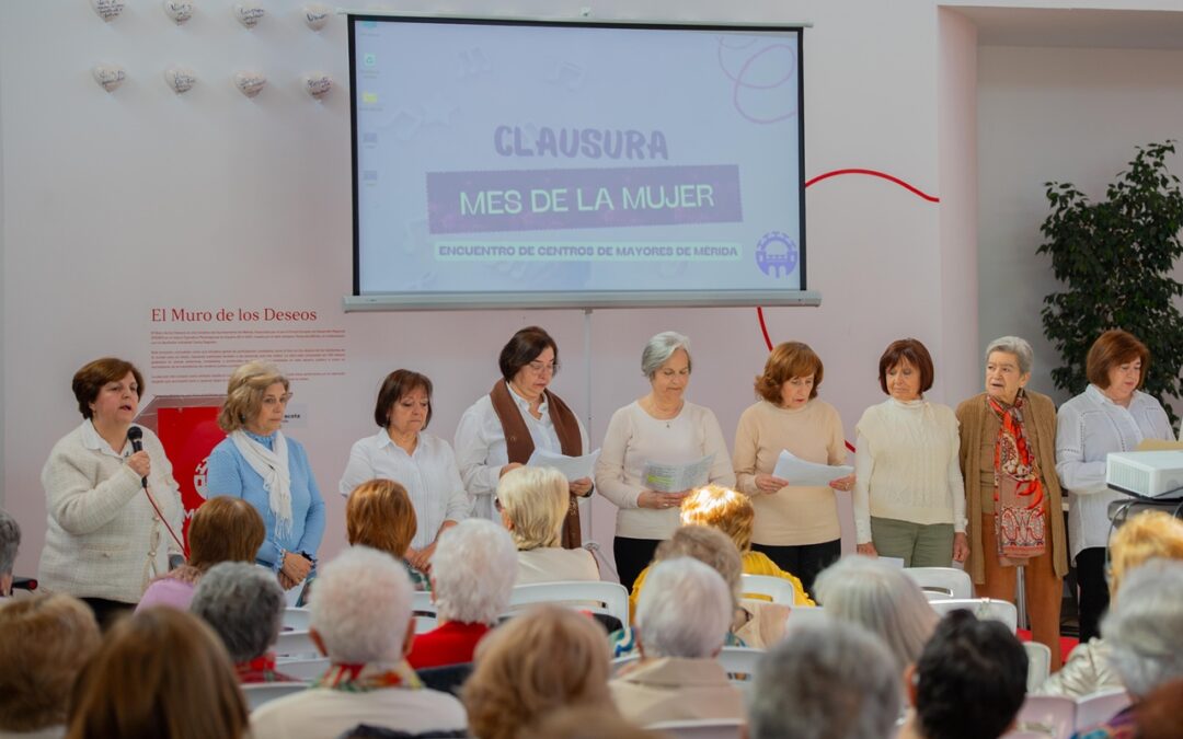Los centros de mayores y el programa Lazos participan en un encuentro para clausurar las actividades del Mes de la Mujer