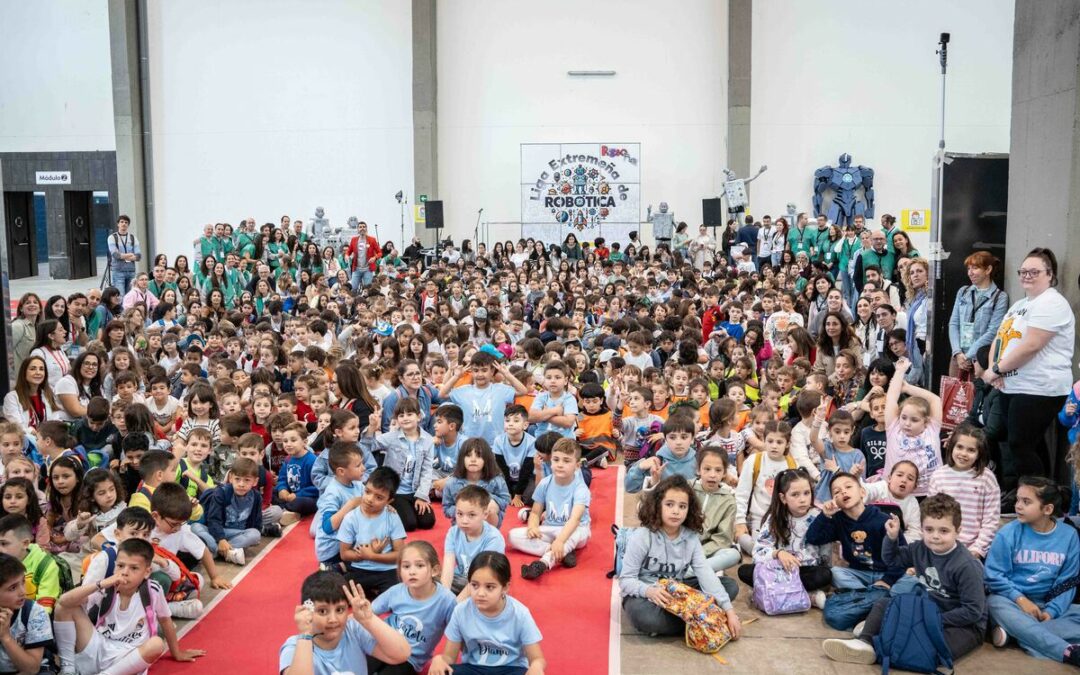 Más de 750 alumnos y alumnas de centros educativos de la zona central de Extremadura participan en IFEME de la 4ª Jornada de Robo-Reto