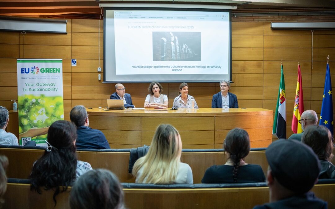Un proyecto universitario europeo participa en las actividades de Emerita Lvdica con alumnado procedente de Italia, Polonia, Rumanía y Portugal
