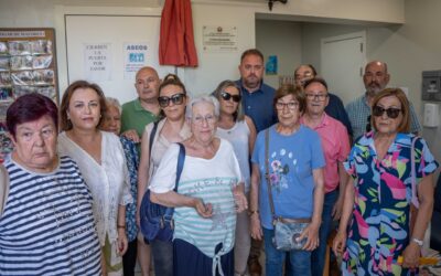 Homenaje a Tomás Liberal Bachiller en el centro de mayores de la Zona Sur