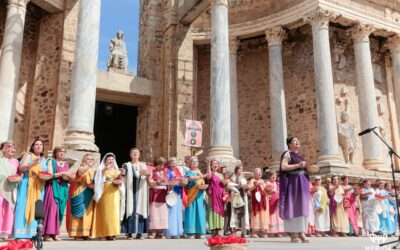 El alumnado de 4º y 5º de primaria, de Secundaria y los mayores de la ciudad, centran las actividades de los primeros días de Emerita Lvdica con la Rosaliae, la Nominatio y la Lavreatio