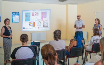 La delegación de Servicios Sociales ha acogido esta mañana el taller “Abordaje de situaciones discriminatorias por LGBTIfobia”