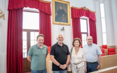 Magdalena del Riego, descendiente directa de José María Calatrava, visita el Ayuntamiento