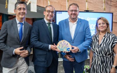 El Grupo de Ciudades Patrimonio de la Humanidad de España, galardonado con el Premio Cofrade 2025