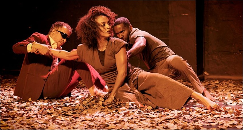 2025-festival-teatro-reactor-antigona-peq