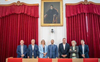 El vicepresidente del Congreso de los Diputados destaca la figura del político y jurista emeritense José María Calatrava, uno de los padres de la Constitución de 1812, como defensor de la democracia y las libertades “en unos tiempos como los actuales donde impera la propagación del odio”