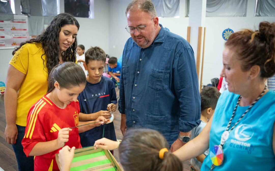 Más de 2.100 niños y niñas de la ciudad participan este verano en las actividades deportivas, educativas y de ocio ofertadas por el Ayuntamiento