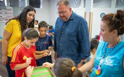 Más de 2.100 niños y niñas de la ciudad participan este verano en las actividades deportivas, educativas y de ocio ofertadas por el Ayuntamiento