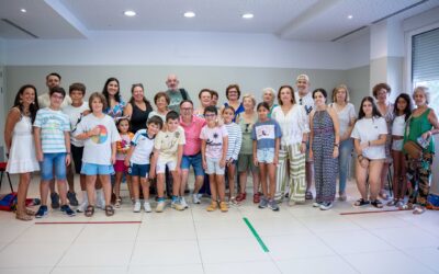 El Ayuntamiento de Mérida celebra en el Hogar de Mayores `Zona Sur´ el primer taller práctico sobre el uso de dispositivos móviles que conecta generaciones