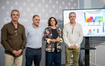 Los centros educativos de Mérida acogen la XV edición del programa didáctico “La Escuela Adopta un Monumento” para el curso 2025/2026