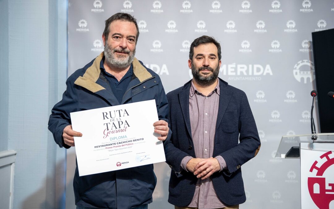 El público participante en la Ruta de la Tapa 2025 concede el premio a la mejor tapa a Cachicho-Benito con la Tapa Gourmet: “De pie en el monte y brisa al mar”