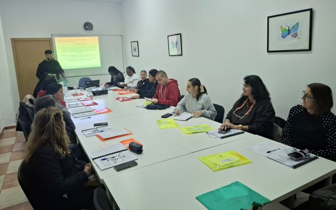 El Programa CRISOL inicia en Mérida una nueva acción formativa en atención sociosanitaria para personas dependientes