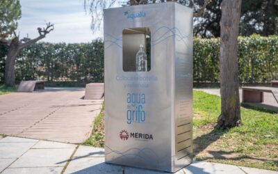 Mérida ofrece ya la primera fuente de agua refrigerada para botellas ubicada en la Plaza Margarita Xirgu