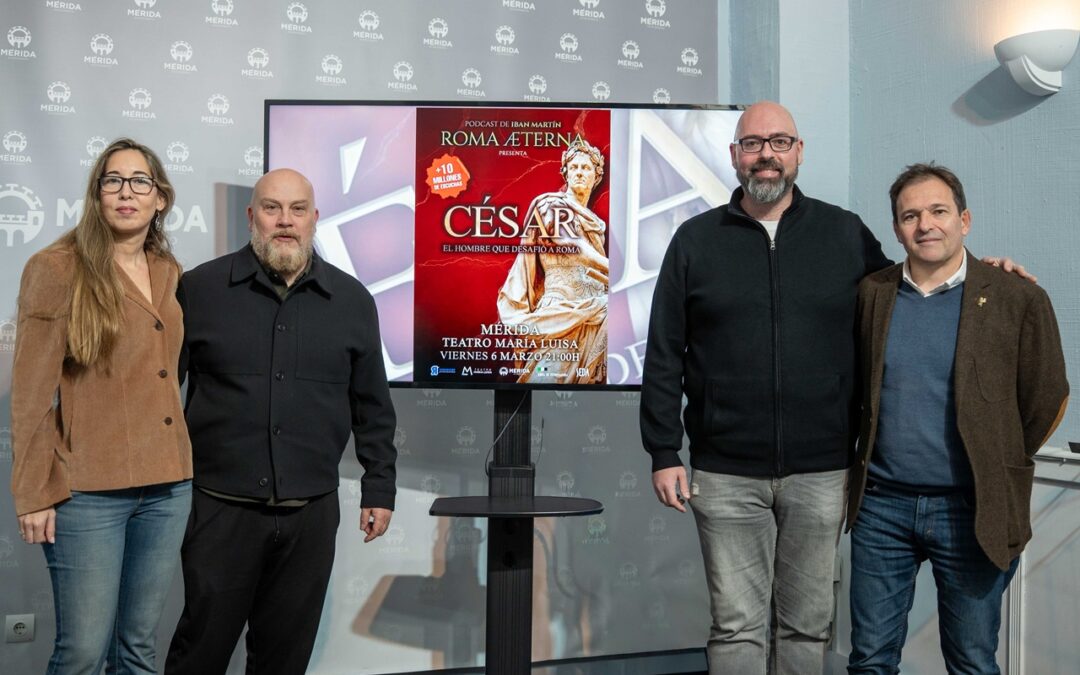 El Teatro María Luisa Mérida acoge este viernes el estreno de ‘César, el hombre que desafió a Roma´, una propuesta escénica impulsada por ‘Roma Aeterna’, Podcast de Iban Martín