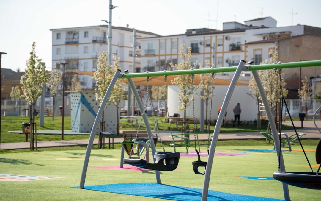 El Ayuntamiento de Mérida y la empresa adjudicataria refuerzan su compromiso con la Ciudad de la Infancia con una inversión cercana a los 78.000 euros