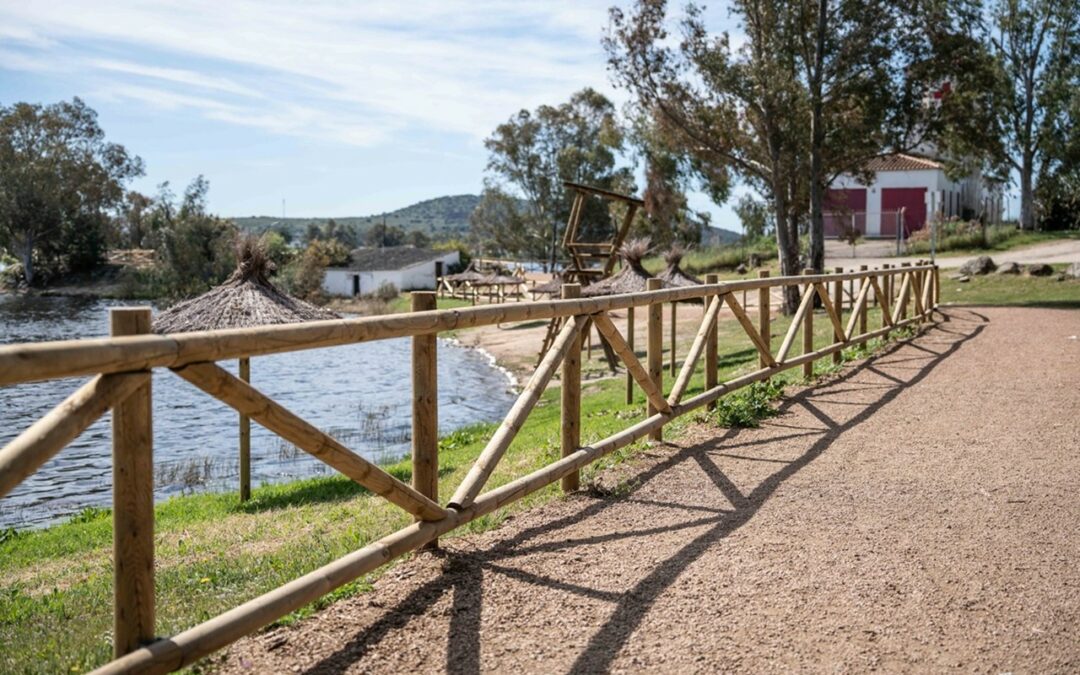 El Alcalde firma un Bando Municipal sobre la prohibición de acampadas no autorizadas en Proserpina