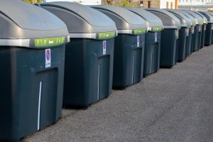 «La Junta de Extremadura sube un 7% el impuesto de basura a todos los vecinos y vecinas de Mérida mientras quiere condonar los impuestos a las eléctricas», denuncia Rodríguez Osuna