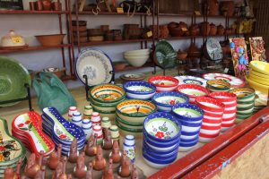 El Mercado Navideño de Artesanía permanecerá desde hoy hasta el 9 de enero en la Plaza de España
