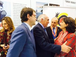 Mérida firma convenios con Iberia y Turespaña en FITUR