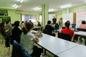 El Programa CRISOL Mérida oferta dos acciones formativas, de camarero/a de piso y de mozo/a de almacén y logística
