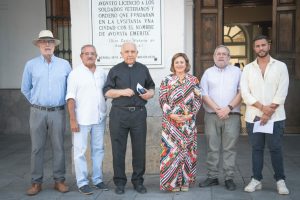Santa Eulalia lucirá en su besamanos del 29 de septiembre el traje de seda y plata, recientemente restaurado por el Ayuntamiento