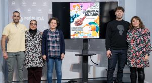 La Plaza de España acoge el domingo la VII “Jamonada Solidaria” en la que se repartirán más de 600 platos de jamón a un precio de 5 euros a beneficio de AFAM
