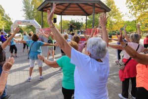 Bailes con música en directo y entrada gratuita para los mayores de la ciudad