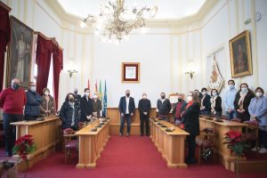 El Alcalde homenajea a los funcionarios municipales jubilados en 2021