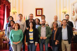El acta fundacional del Foro de AMPAS Mérida se firma en el salón de plenos