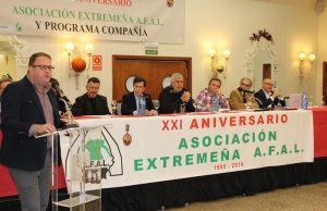 El alcalde destaca el trabajo de las ONGS y, en especial de AFAL, en la asamblea general de socios de la entidad