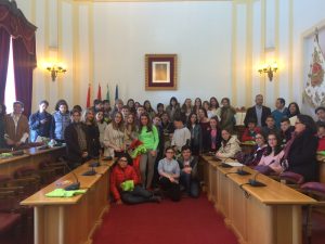 Alumnos de Alcalá de Henares visitan la ciudad con el Aula Patrimonio