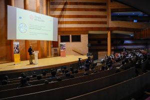 El proyecto Youth4ThePlanet expone dos auditorías realizadas por alumnas y alumnos del los IES Santa Eulalia y Sáenz de Buruaga