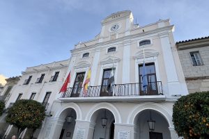 Banderas a media asta en homenaje al ex presidente de la Comisión Europea, Jacques Delors