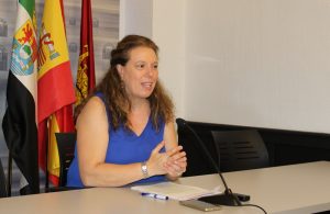 Un convenio con la Junta, Fempex y Endesa agilizará los trámites para los mínimos vitales