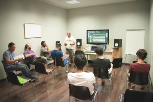 Comienza el Campamento Musical en El Economato impartido por Juan Flores “Chino”