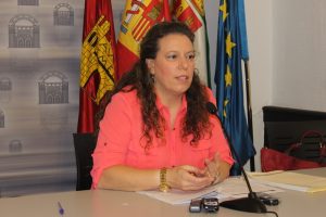 La obra civil y de canalización de la fibra óptica, que conectará edificios municipales, concluirá antes de fin de año