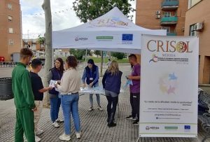 El programa Crisol muestra sus actividades y servicios en El Prado