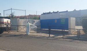 Limpieza intensifica la desinfección de los entornos e interiores de los centros educativos de la ciudad