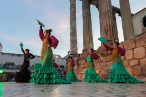 Las actividades de la programación del Día de la Danza se ampliarán un día más hasta el domingo y se celebrará en la segunda quincena de abril