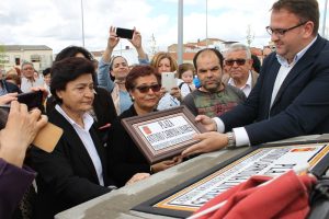 La barriada de San Andrés homenajea al que fue su primer presidente con una plaza con su nombre